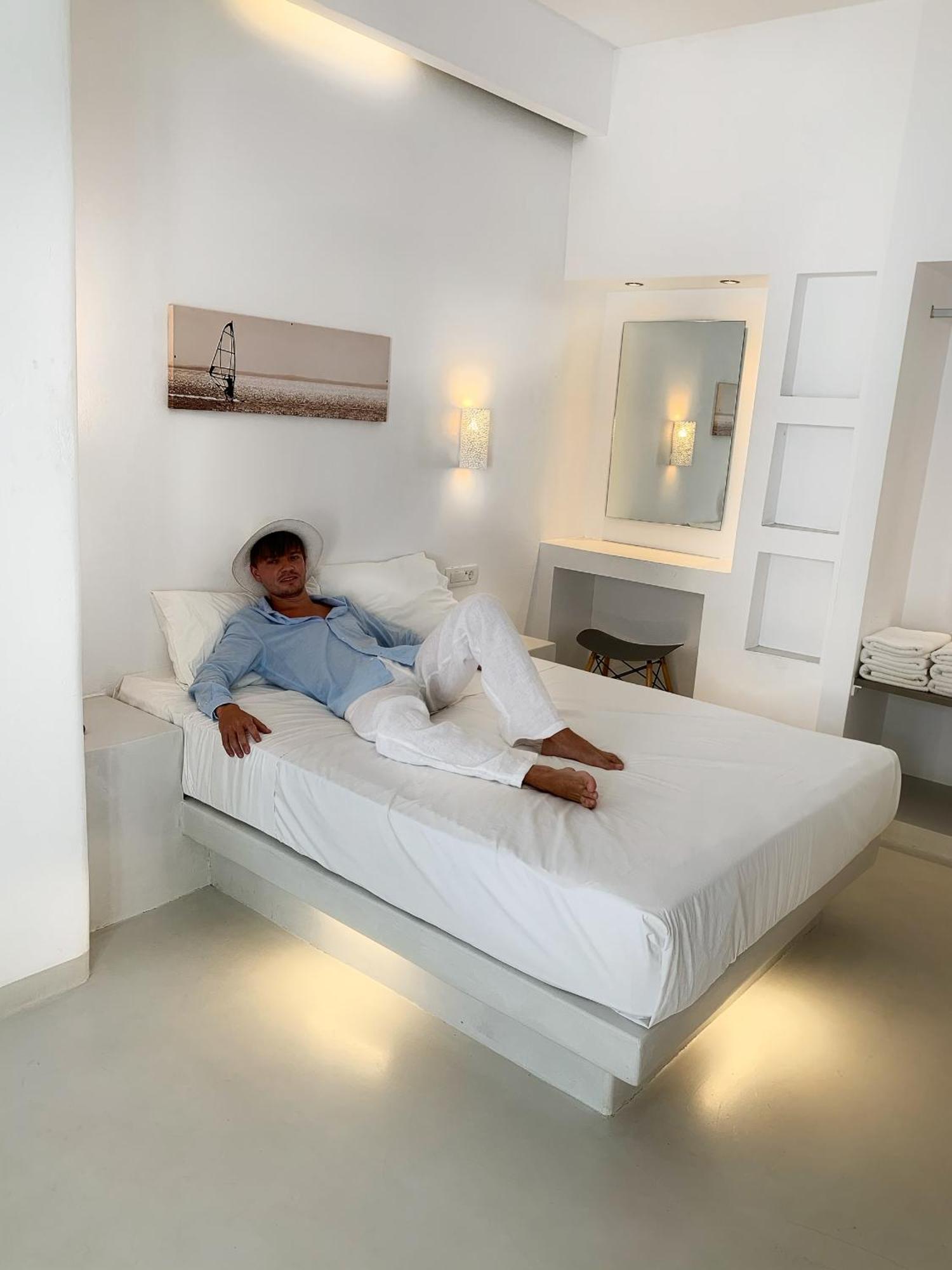 Fira Center Freedom Rooms Extérieur photo